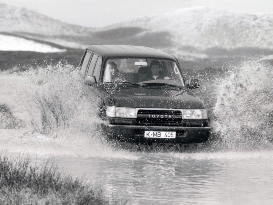  Toyota Land Cruiser 80 1989 года  (фото 22 из 29)
